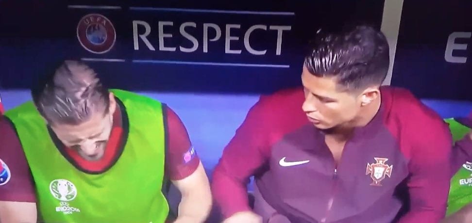 Reaksi Ronaldo Ketika Kesal Di Bangku Cadangan Portugal