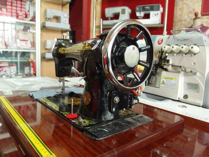 Si Mesin Jahit SINGER Yang Tetap Eksis Hingga Sekarang