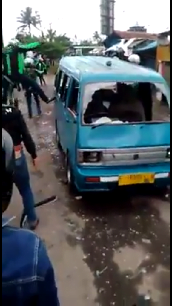 Sempat Bentrok, Ini Video Gesekan Antara Ojek Online dan Angkot di Terminal Laladon Bogor