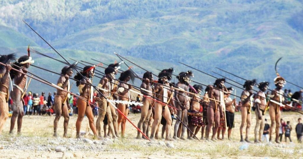 (Festival Lembah Baliem Papua - Genoyomi)