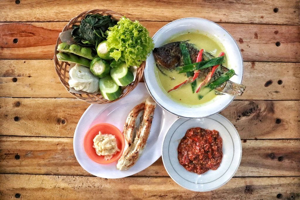 4 Makanan Enak Khas Lampung Yang Wajib Kamu Coba, Gulai Taboh