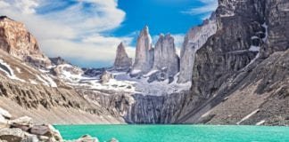 7 Taman Nasional Terindah di Dunia, Dua Diantaranya dari Indonesia Taman Nasional Torres del Paine, Chili