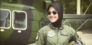 Kisah Inspiratif Anak Tukang Jagung Bakar Jadi Pilot TNI Kisah Inspiratif Puspita Ladiba