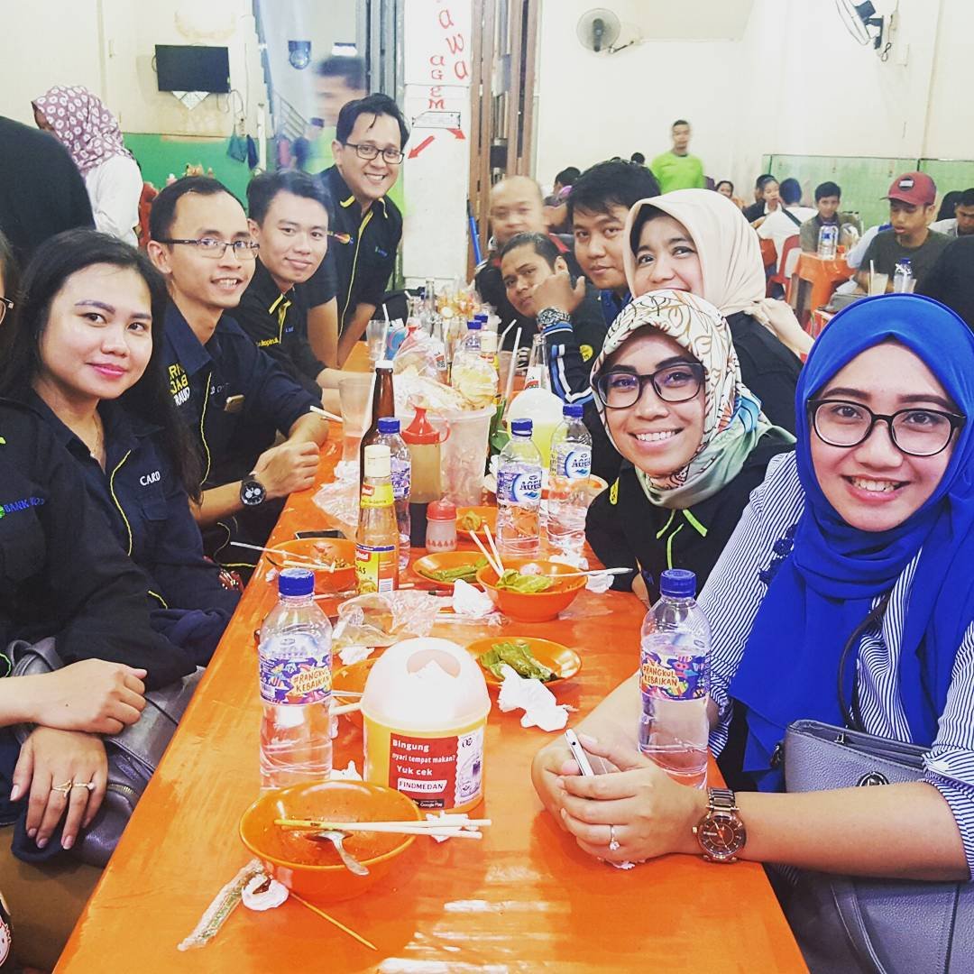 Wisata Kuliner Nikmat di Warkop Senyum Ketawa Medan