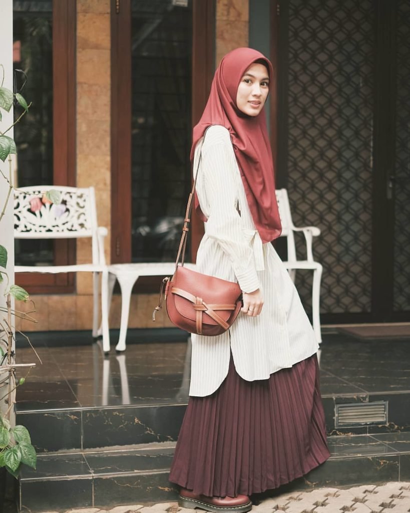 ootd hijab rok kemeja panjang