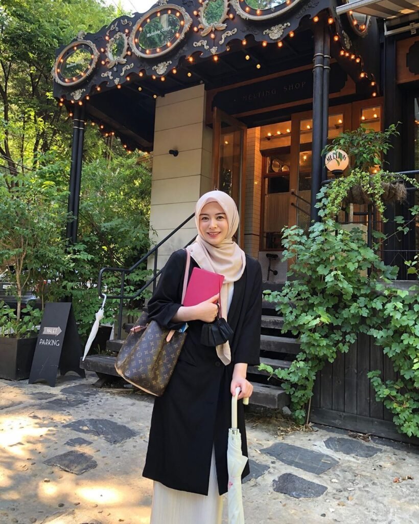 Style Hijab Casual Ala Selebgram Korea Ayana Moon