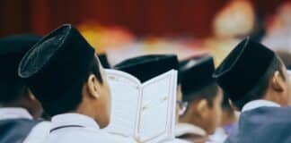 Cara Khatam Al-qur’an di Bulan Ramadhan Cara Khatam Al-qur’an di Bulan Ramadhan