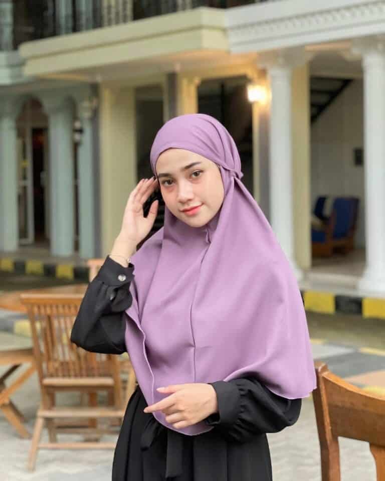 7 Ide OOTD Hijab Warna Lilac - Hitputcom