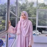 Inspirasi OOTD Hijab Gamis Elegan dan Kekinian OOTD Hijab Gamis
