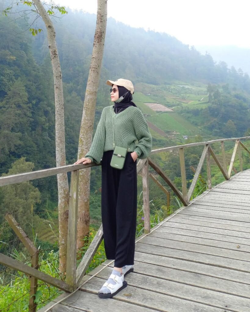 OOTD Hijab Traveler