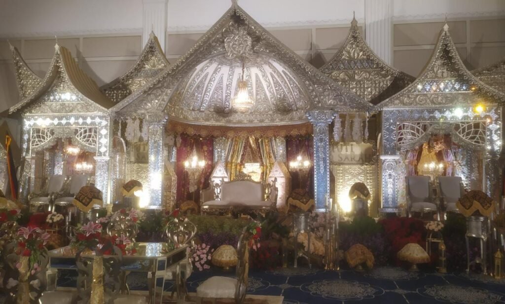 dekorasi wedding di The Opus Grand Ballroom
