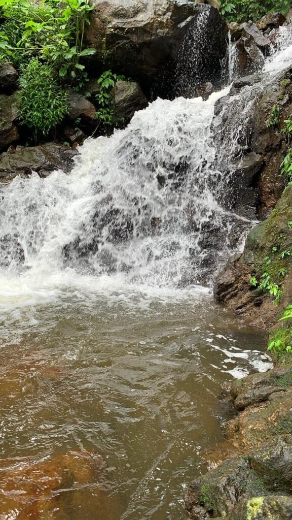 air terjun Curug Cilember