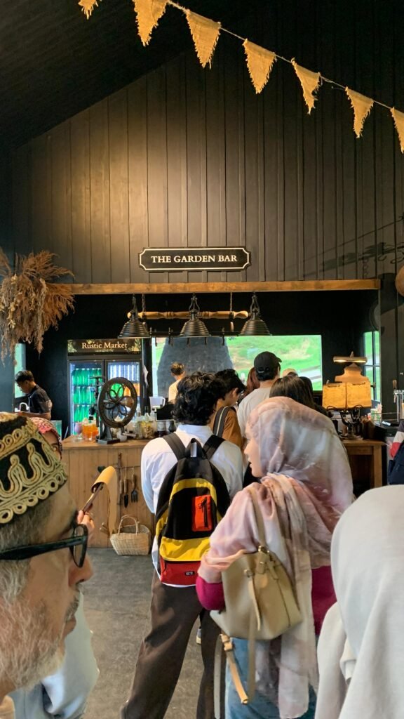 the garden bar rustic market sentul bogor